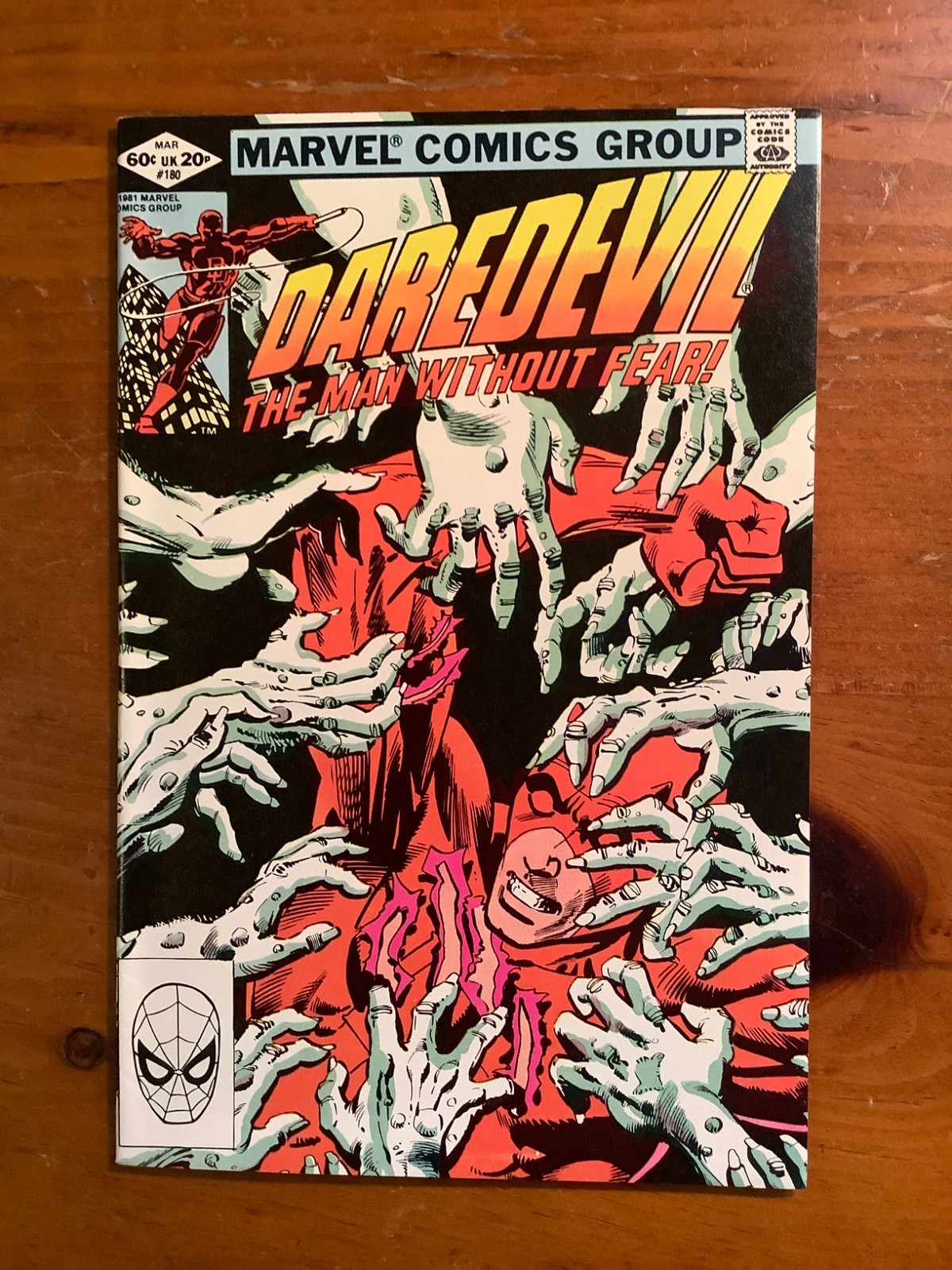 Daredevil #180 Marvel Comics 1982 Frank Miller Cover & Art Elektra Kingpin Daredevil #180 Marvel Comics 1982 Frank Miller Cover & Art Elektra Kingpin