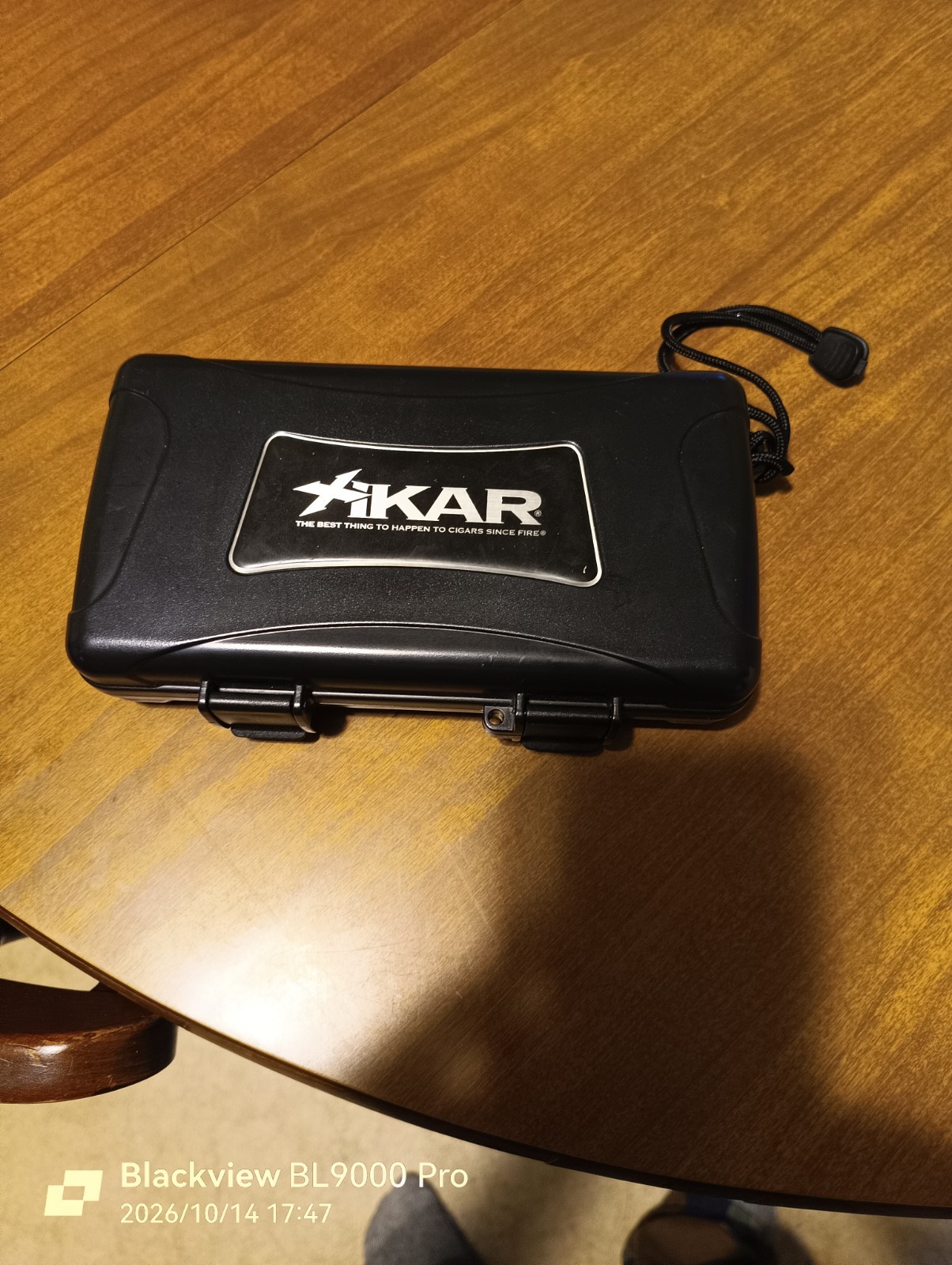 XIKAR Black Hard 5 Cigar Travel Case Humidor w/ Foam Insert & Cigar Cutter XIKAR Black Hard 5 Cigar Travel Case Humidor w/ Foam Insert & Cigar Cutter