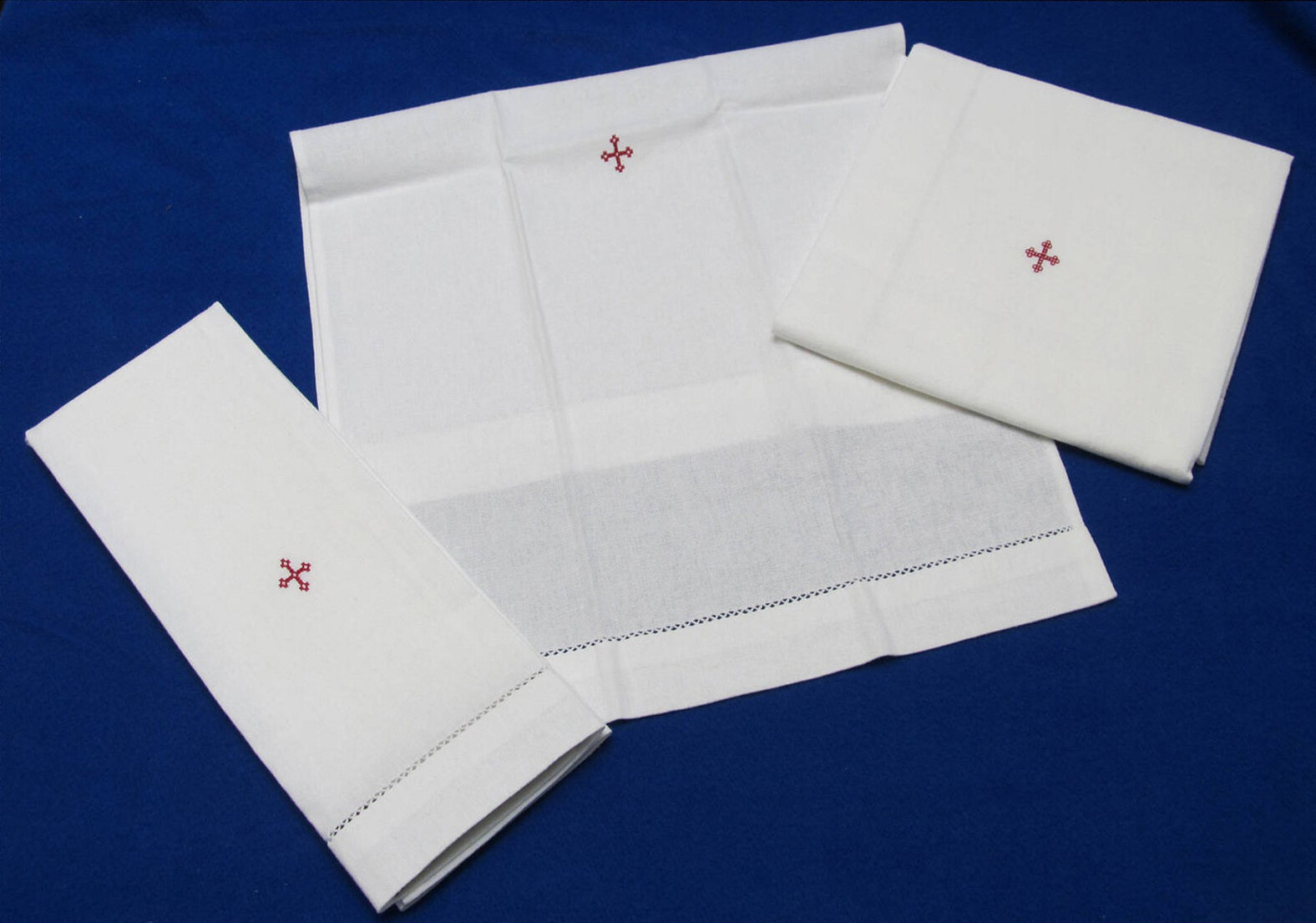 Handmade Catholic Altar Linens Handmade Catholic Altar Linens