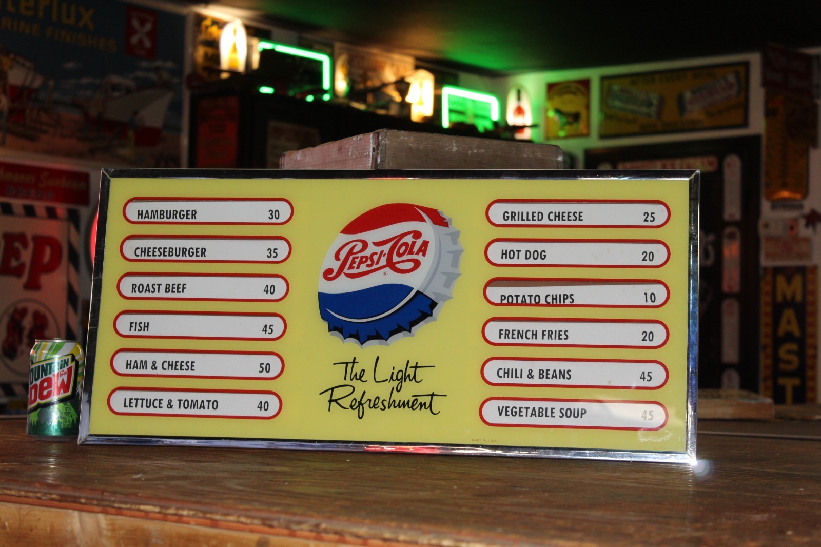 SCARCE 1950s DRINK PEPSI COLA REVERSE PAINTED GLASS MENU BOARD SIGN COKE CAP POP SCARCE 1950s DRINK PEPSI COLA REVERSE PAINTED GLASS MENU BOARD SIGN COKE CAP POP