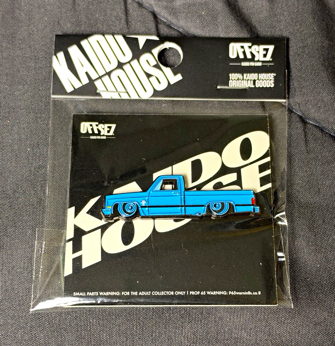 Kaido House x Offset Round 3 Blue Square Pin Only Kaido House x Offset Round 3 Blue Square Pin Only