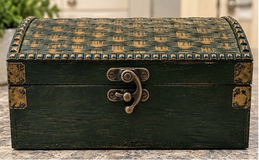 Vintage Dark Green Wood Domed Storage Box Basketweave Brass Hardware 14”