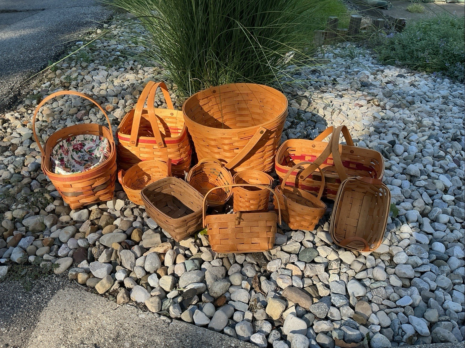 Mixed Lot Of 11 Longaberger Baskets Most Without Liners 1980s-2000s Mixed Lot Of 11 Longaberger Baskets Most Without Liners 1980s-2000s