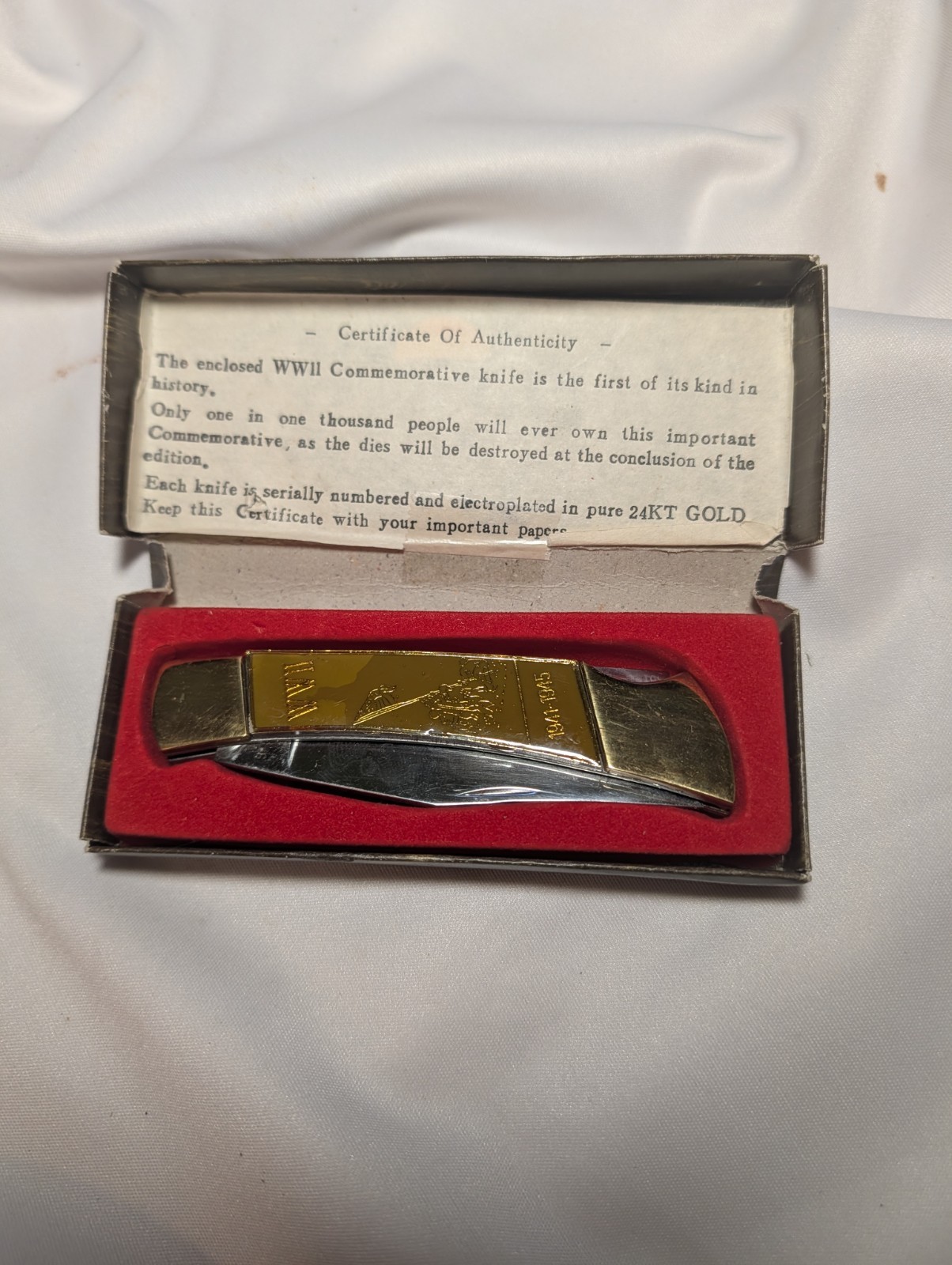 Vintage WWII 1941-1945 Pocket Commemorative Folding Knife 24k Gold Plated (G)