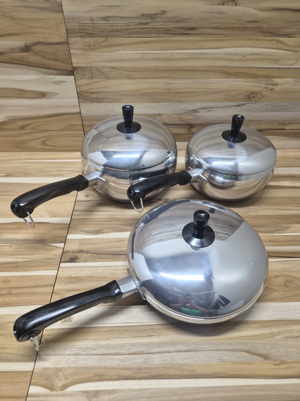 Vintage Wear-Ever BONUS Aluminum Cookware 3-Piece Set Pots Skillet Lids  MCM 