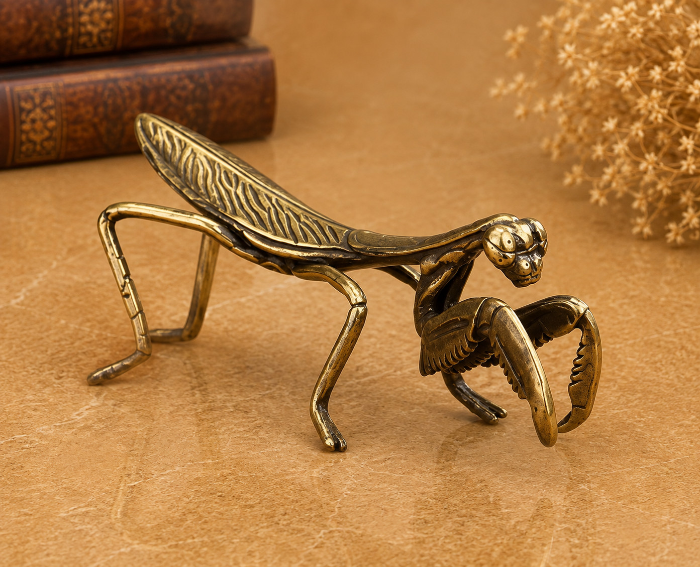 Mini Vintage Brass Praying Mantis Statue Ornament Animal Collectible Insect Art