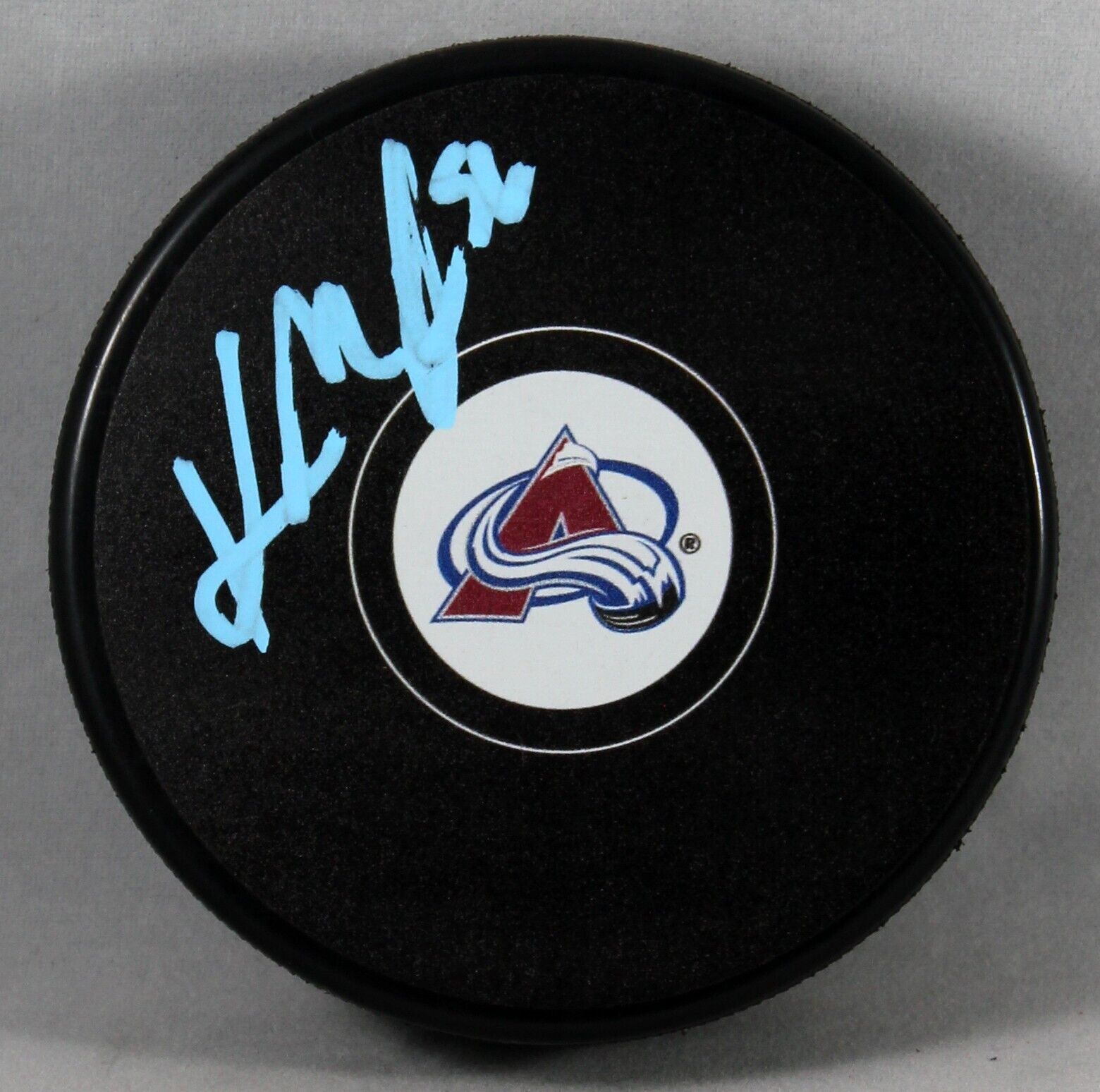 KURTIS MACDERMID SIGNED COLORADO AVALANCHE PUCK NHL STANLEY CUP AUTOGRAPHED +COA