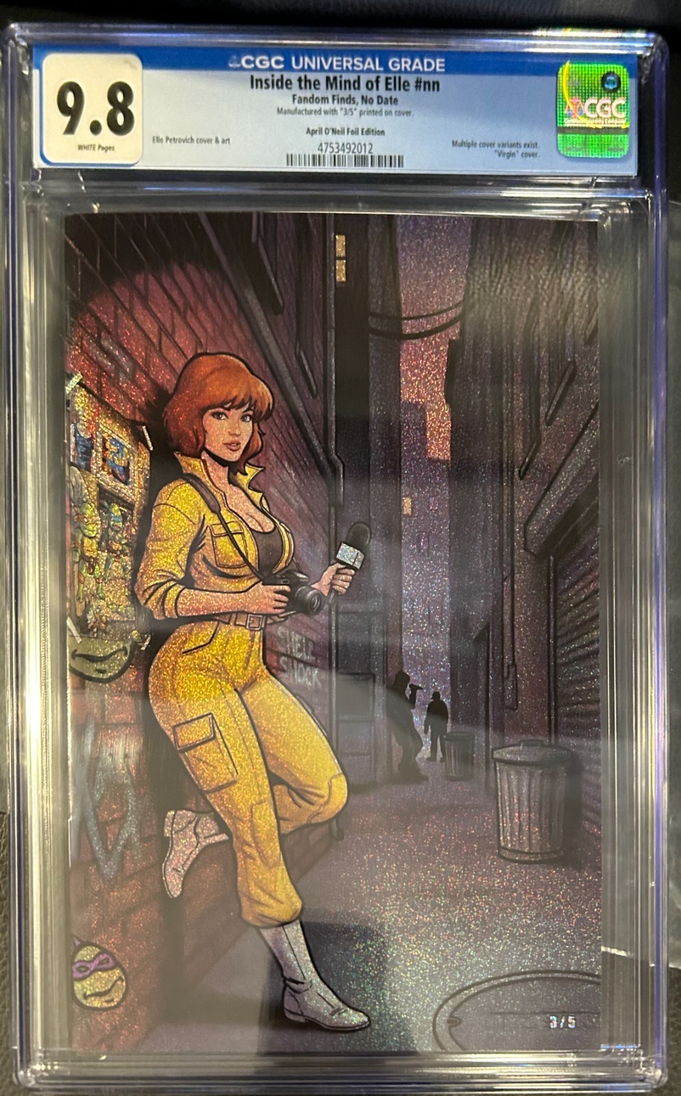 April O'Neil Foil - Inside the Mind of Elle - Fandom Finds CGC 9.8 - RARE