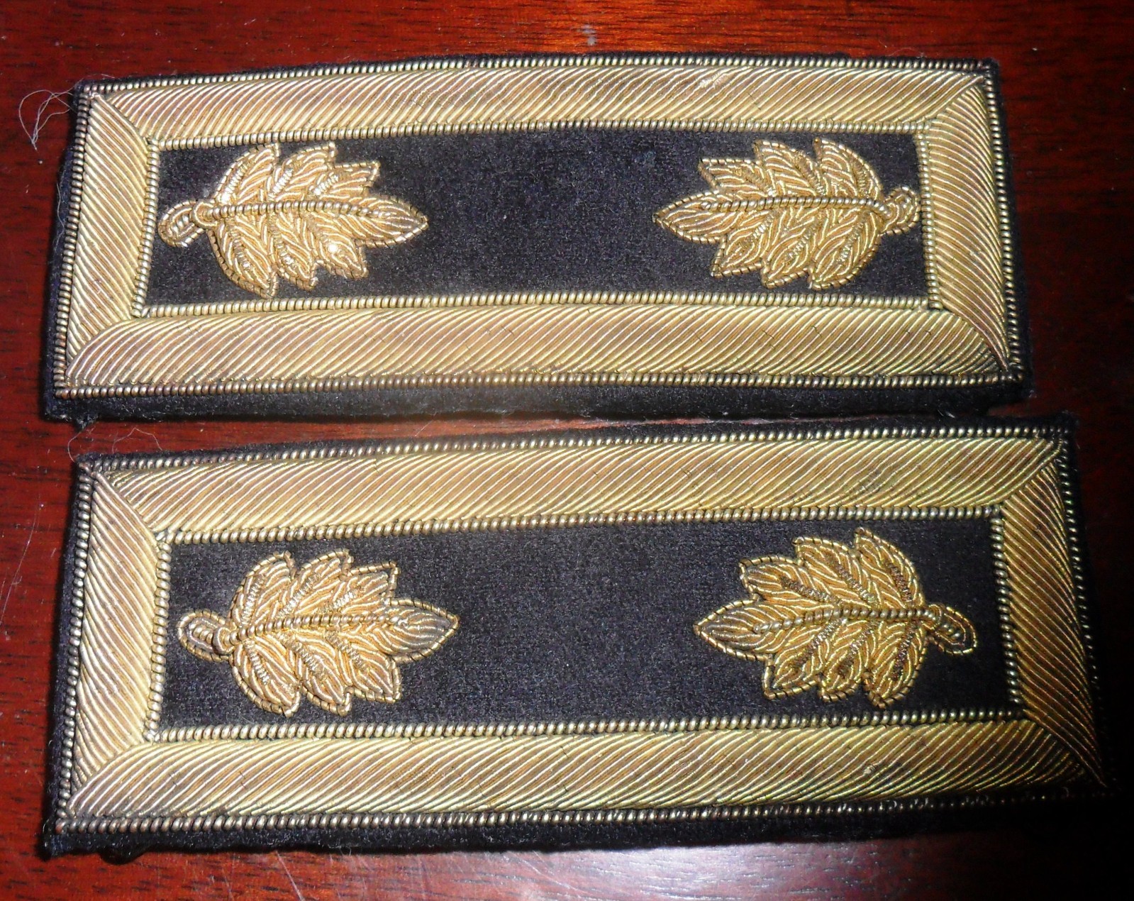 BEAUTIFUL ORIGINAL US ARMY STAFF MAJOR SHOULDER STRAPS LATE INDIAN WAR PERIOD BEAUTIFUL ORIGINAL US ARMY STAFF MAJOR SHOULDER STRAPS LATE INDIAN WAR PERIOD
