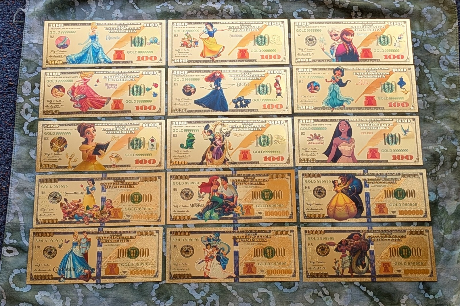 15 Piece 24k Gold Foil Plated Disney Princess' Collectible Banknote Set. Mint 15 Piece 24k Gold Foil Plated Disney Princess' Collectible Banknote Set. Mint
