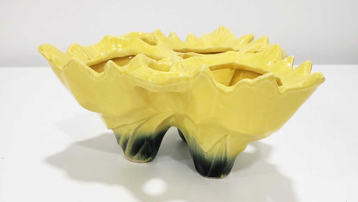 Vintage McCoy Rare triple tulip bulb pottery planter Yellow green 1950s Vintage McCoy Rare triple tulip bulb pottery planter Yellow green 1950s