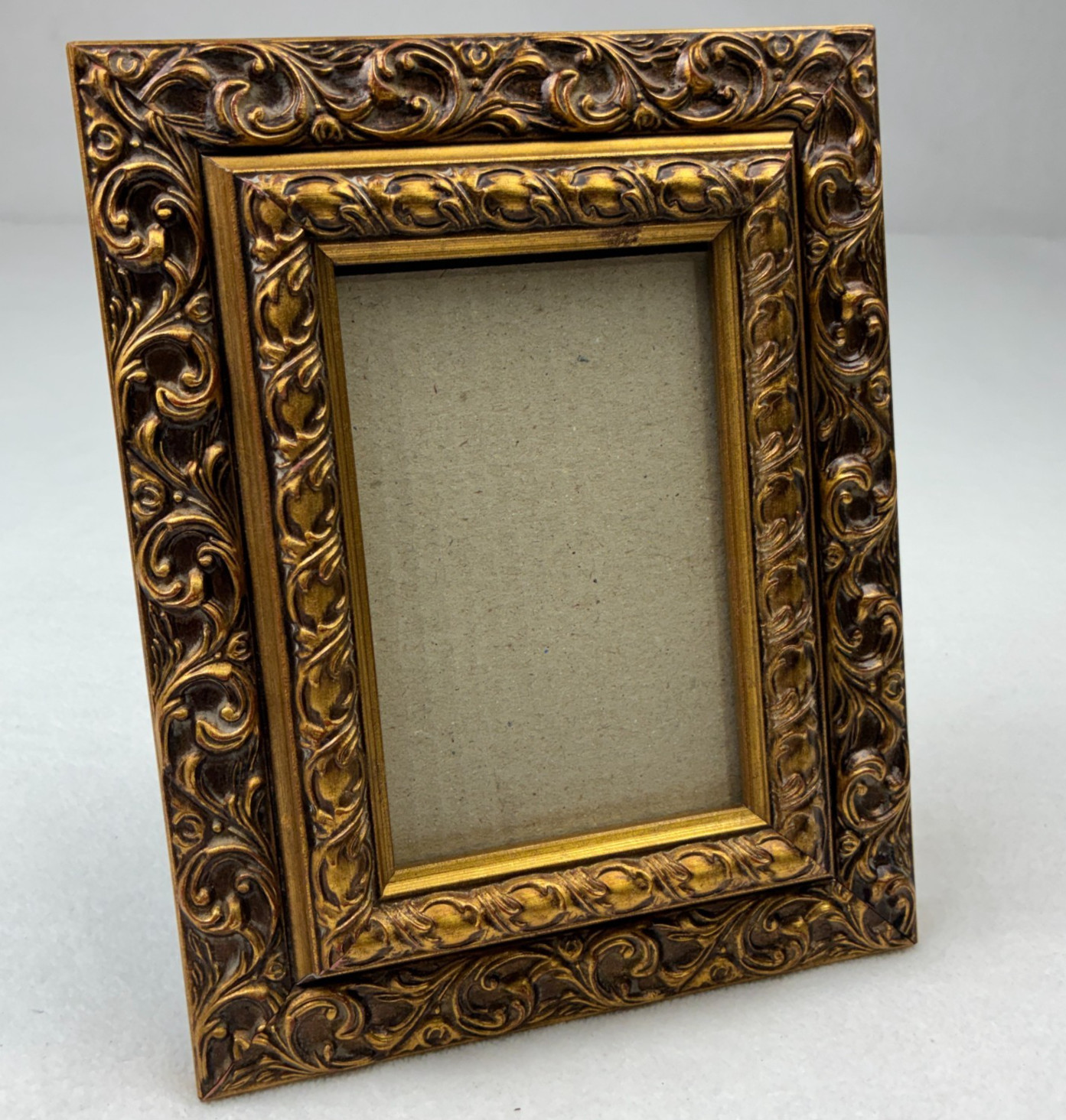 VTG Antique Style Gold Ornate Frame 4X6 Baroque Rococo Tabletop Wall Velvet VTG Antique Style Gold Ornate Frame 4X6 Baroque Rococo Tabletop Wall Velvet