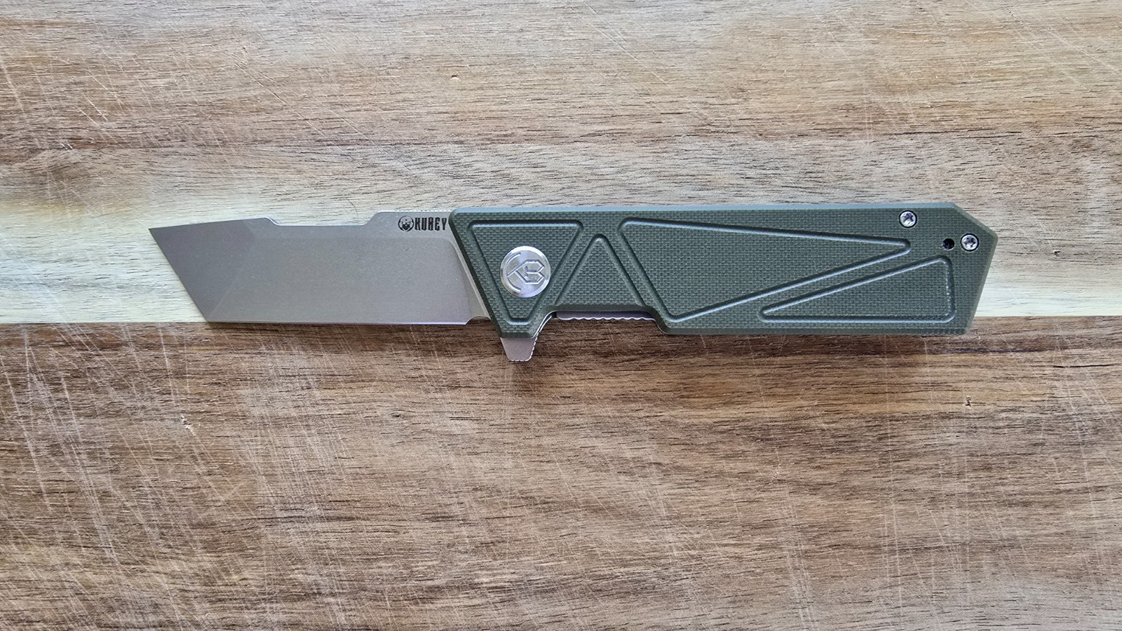 Kubey Avenger Green G10 D2 Tanto Style Blade ku104b Kubey Avenger Green G10 D2 Tanto Style Blade ku104b