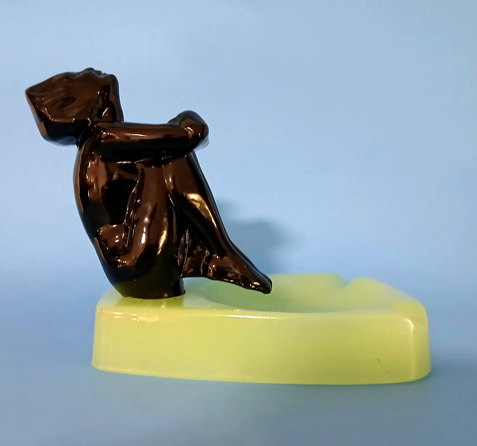 Art Deco Nude Figural Gloss Black Woman Nymph Green Glass Ashtray Frankart? Art Deco Nude Figural Gloss Black Woman Nymph Green Glass Ashtray Frankart?