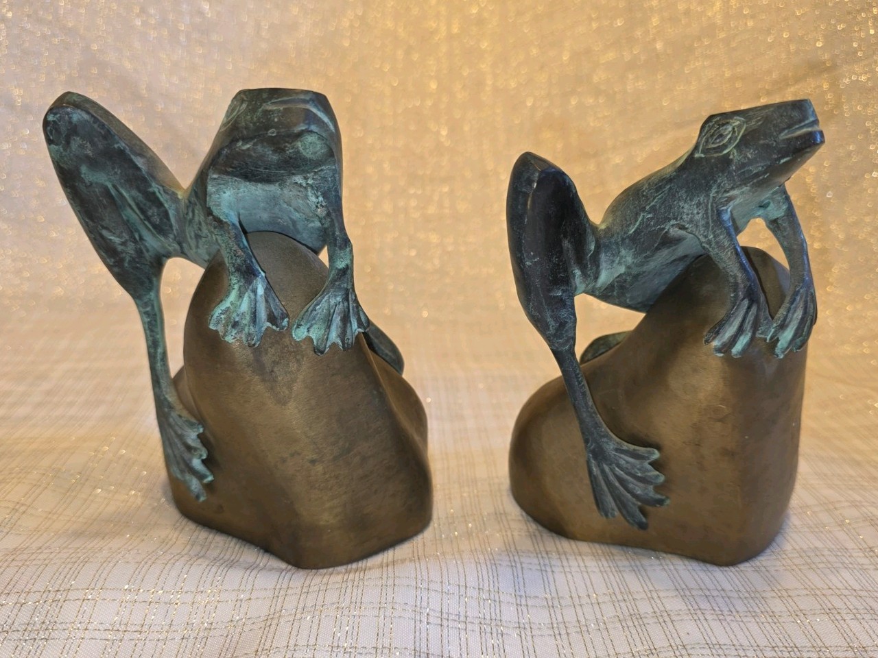 X2 Bronze Verdigris Frog Resting on Rock by David Kay Patina Art Decor Bookends X2 Bronze Verdigris Frog Resting on Rock by David Kay Patina Art Decor Bookends