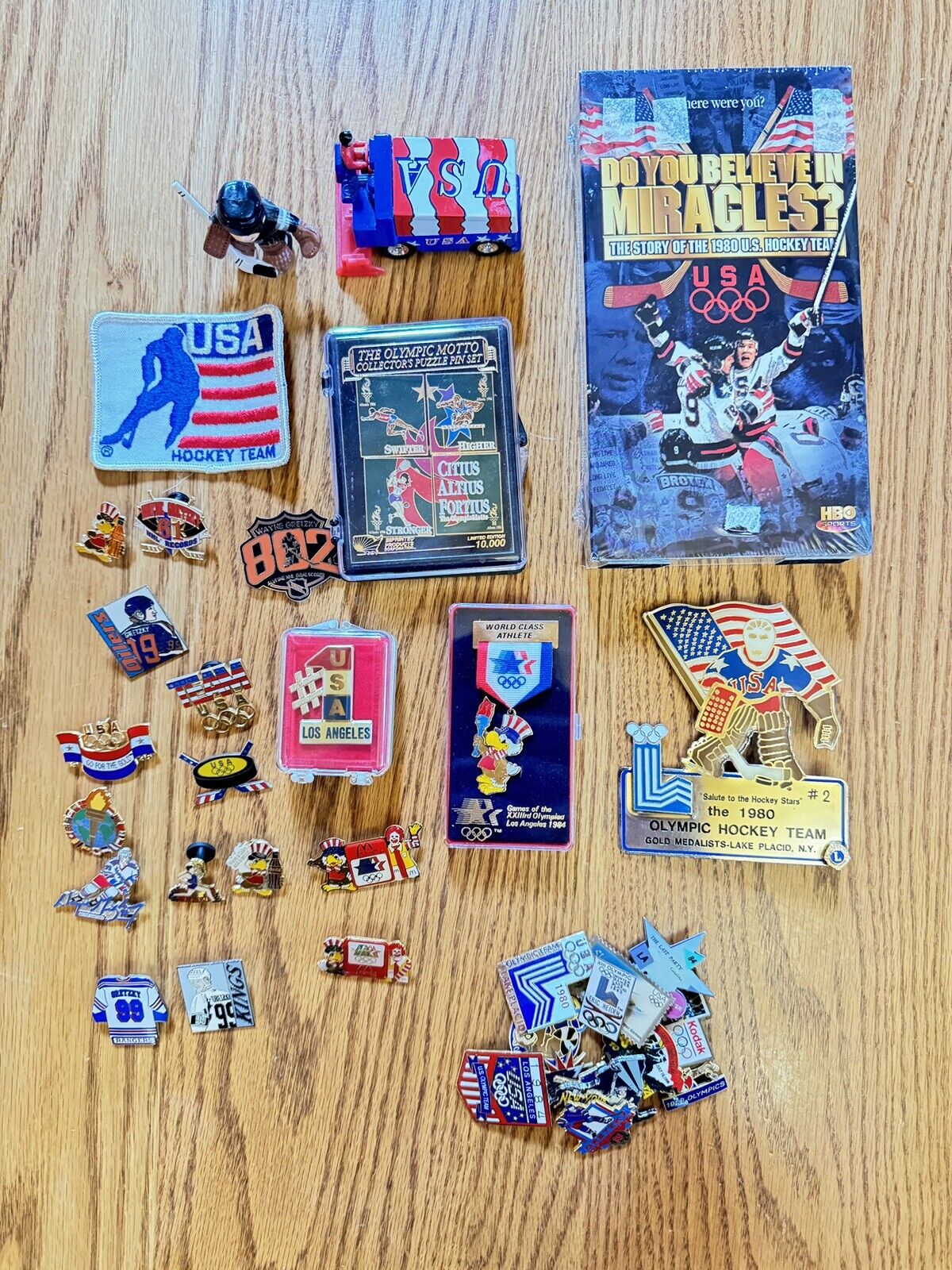 Wayne Gretzky Olympics Collectibles Pins Patch VCR