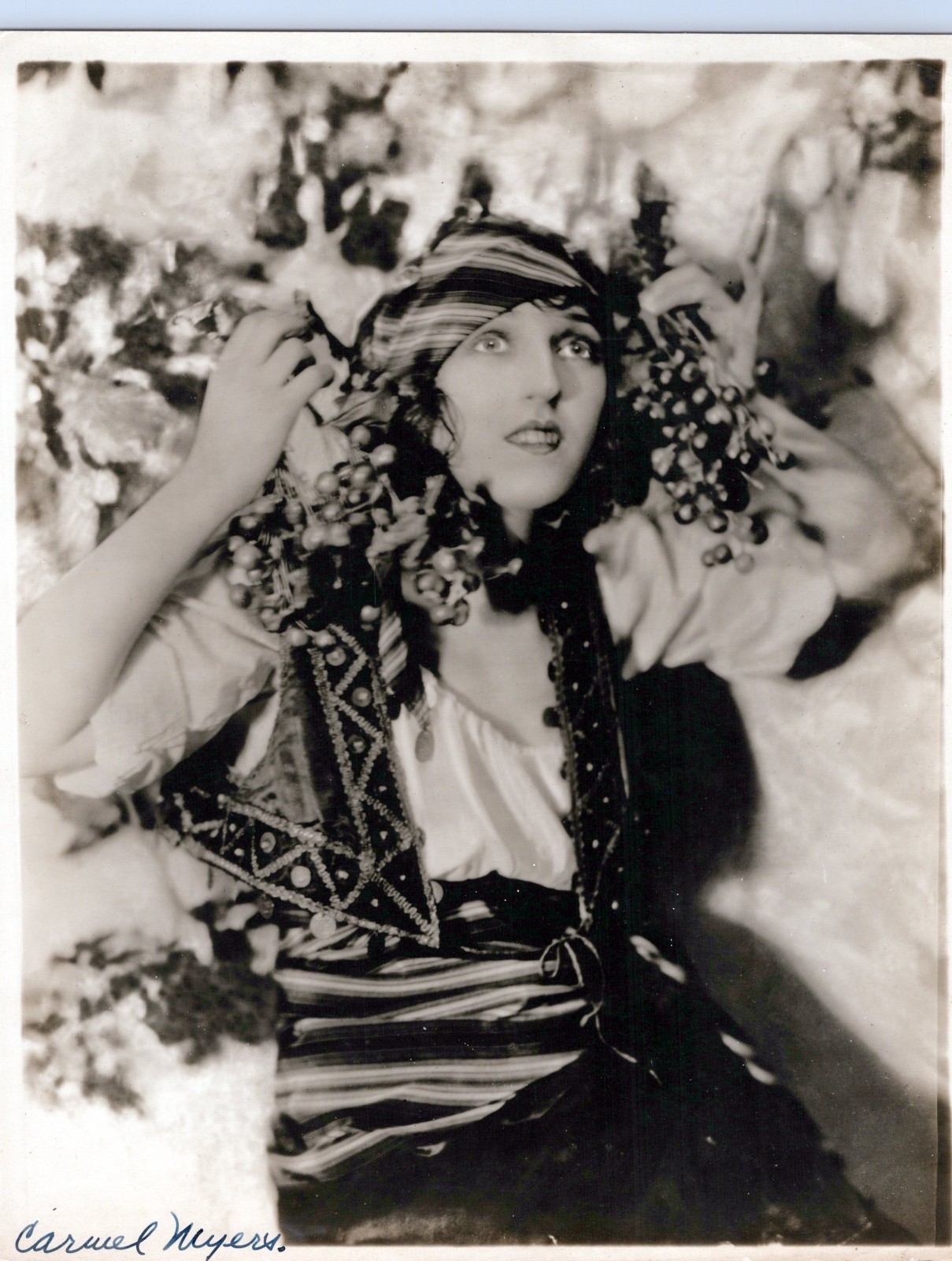 HOLLYWOOD Carmel Myers Egyptian Vamp SIGNED PORTRAIT 1920s ORIG PHOTO MA44 HOLLYWOOD Carmel Myers Egyptian Vamp SIGNED PORTRAIT 1920s ORIG PHOTO MA44