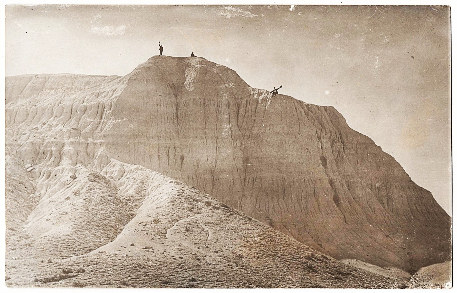 real photo Ardmore SD - Men On Top Of Mountain mailed 1913 antique postcard RPPC real photo Ardmore SD - Men On Top Of Mountain mailed 1913 antique postcard RPPC