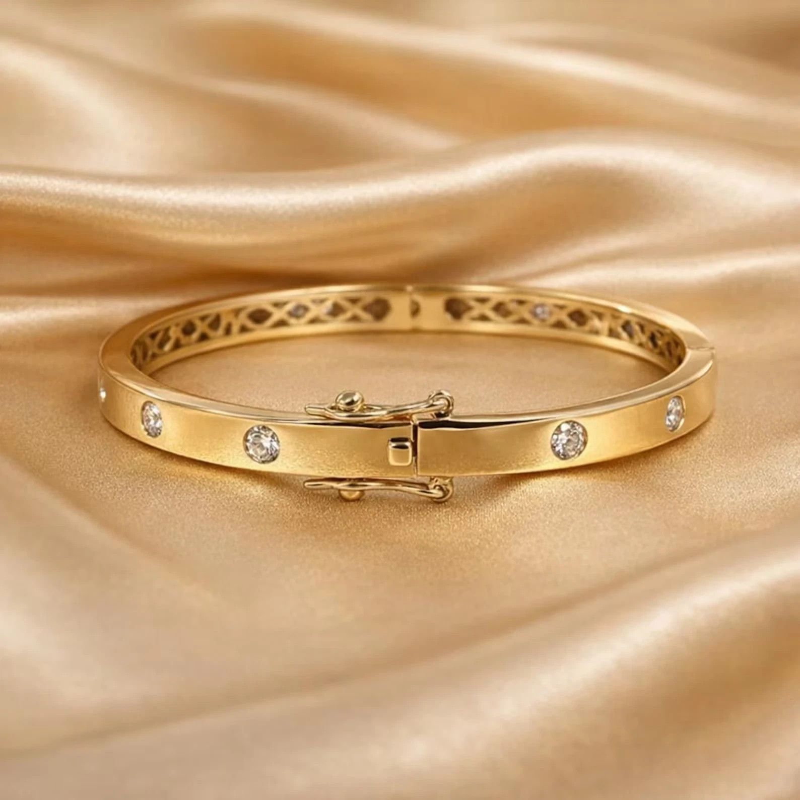 Diamond Engraved Dainty 7.5\