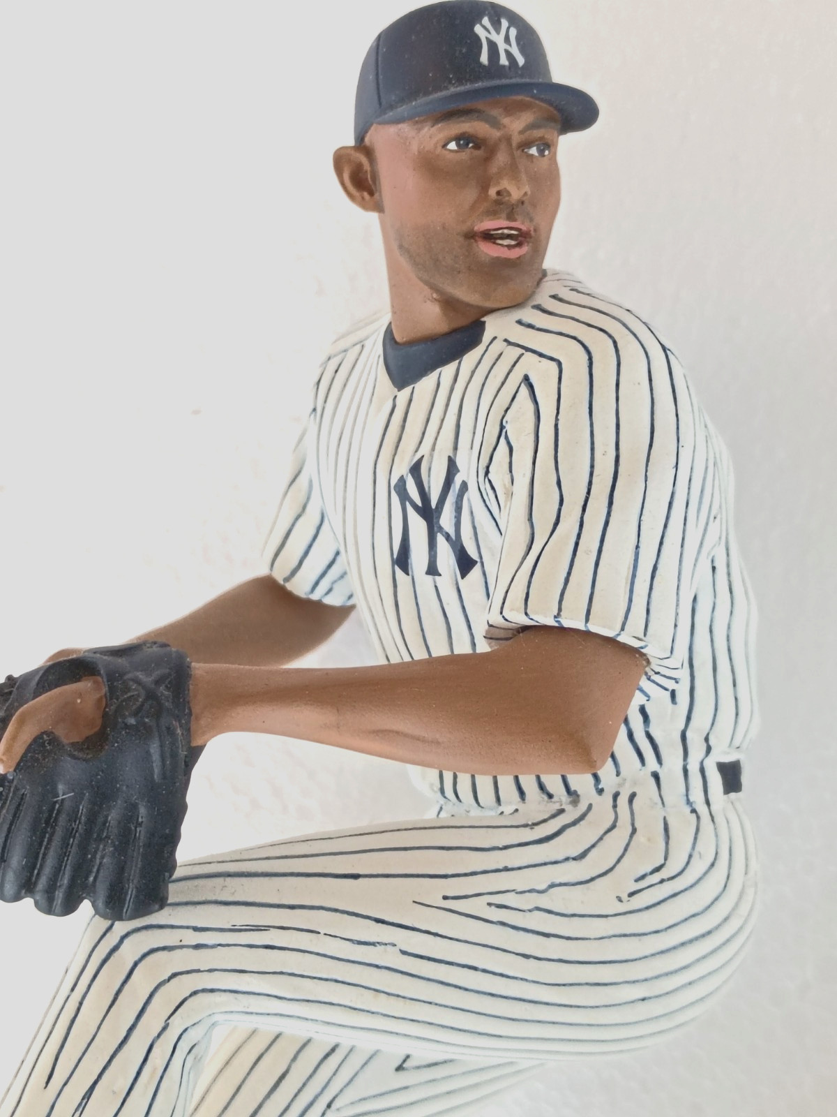 Mariano Rivera MLB New York Yankees Danbury MInt Statue Figure Collectible #5571 Mariano Rivera MLB New York Yankees Danbury MInt Statue Figure Collectible #5571