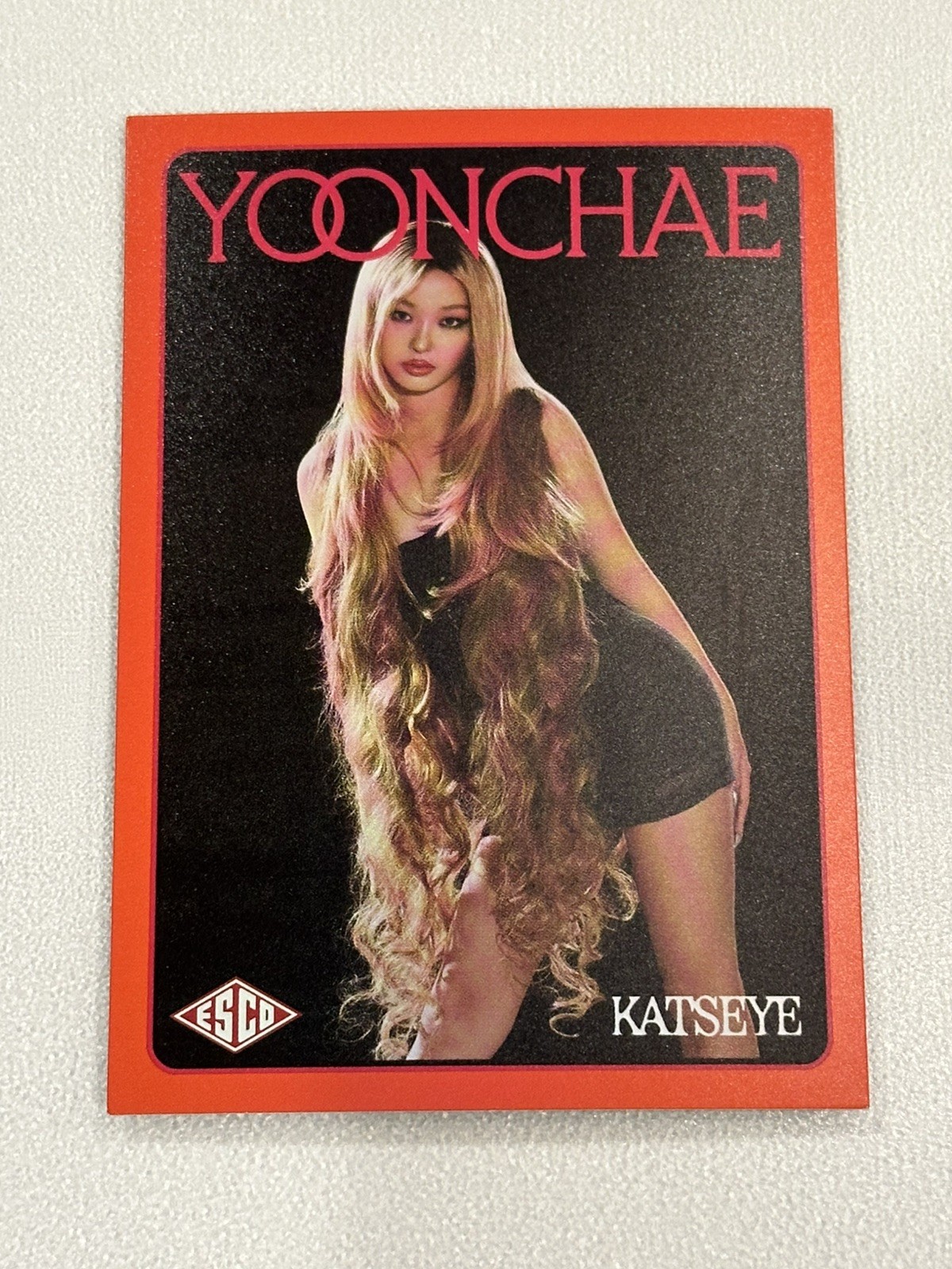 KATSEYE x ESCO YOONCHAE 005/005 EXTREMELY RARE & BOOKEND Foil Trading Card KATSEYE x ESCO YOONCHAE 005/005 EXTREMELY RARE & BOOKEND Foil Trading Card