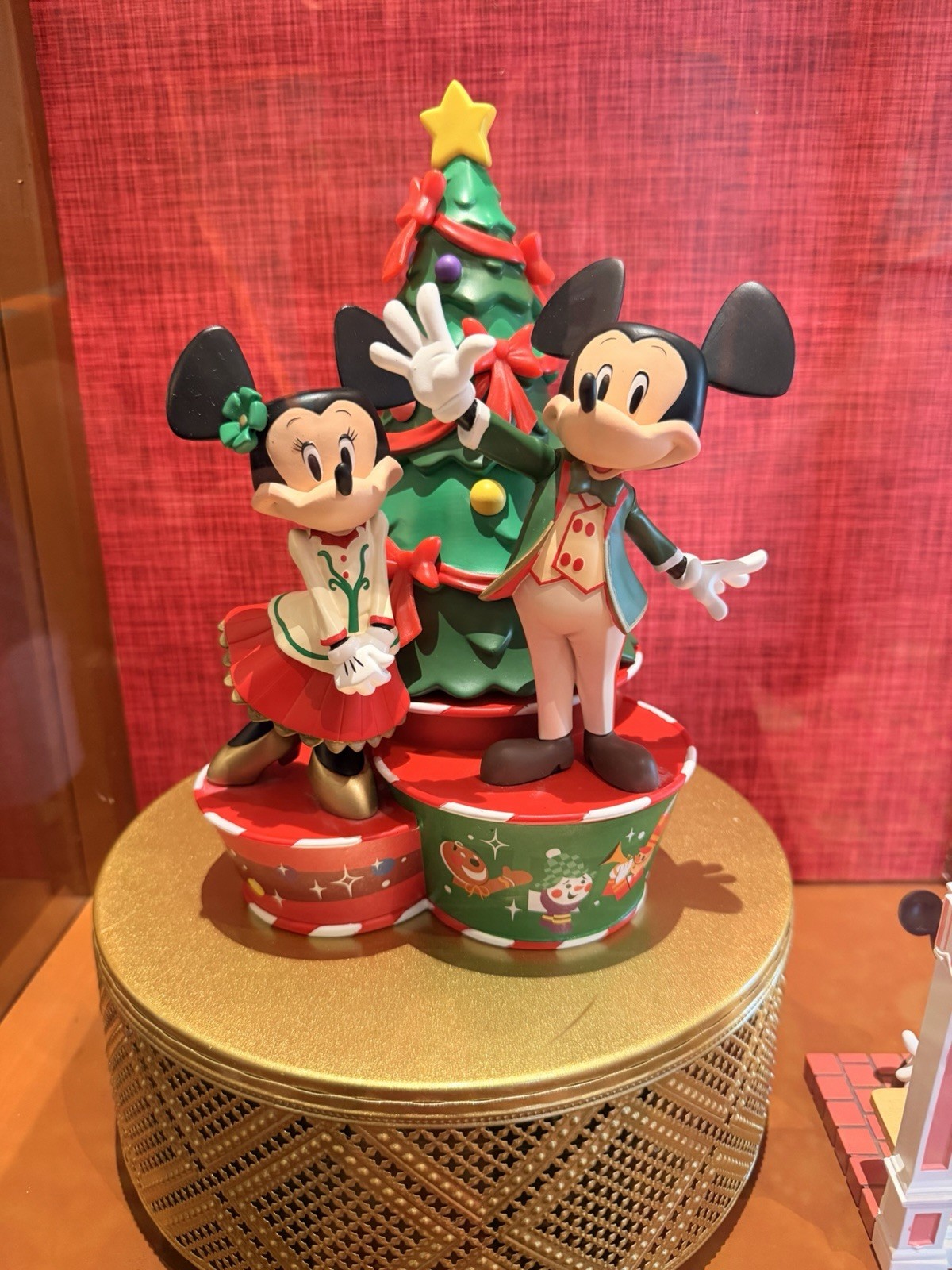 2026 Disney Parks Signature Collectibles Mickey Minnie Christmas Holiday NEW 2026 Disney Parks Signature Collectibles Mickey Minnie Christmas Holiday NEW