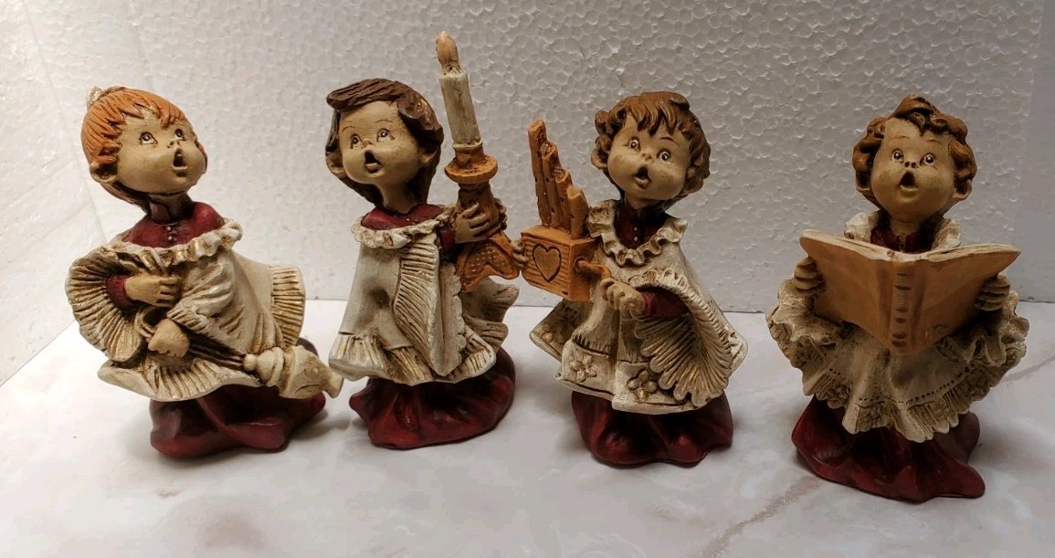 Vintage 1987 Fontanini Simonotti Choir Boys Figurines Set of 4, Italy Vintage 1987 Fontanini Simonotti Choir Boys Figurines Set of 4, Italy