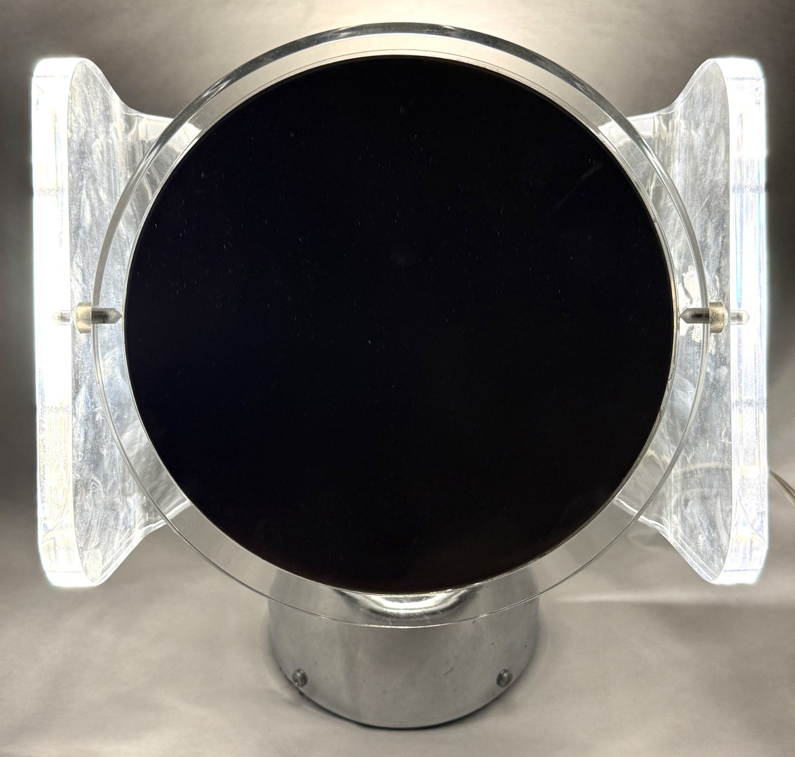 Vintage 1970s Rialto Lighted Vanity Mirror Chrome Lucite Space Age MCM Tested Vintage 1970s Rialto Lighted Vanity Mirror Chrome Lucite Space Age MCM Tested