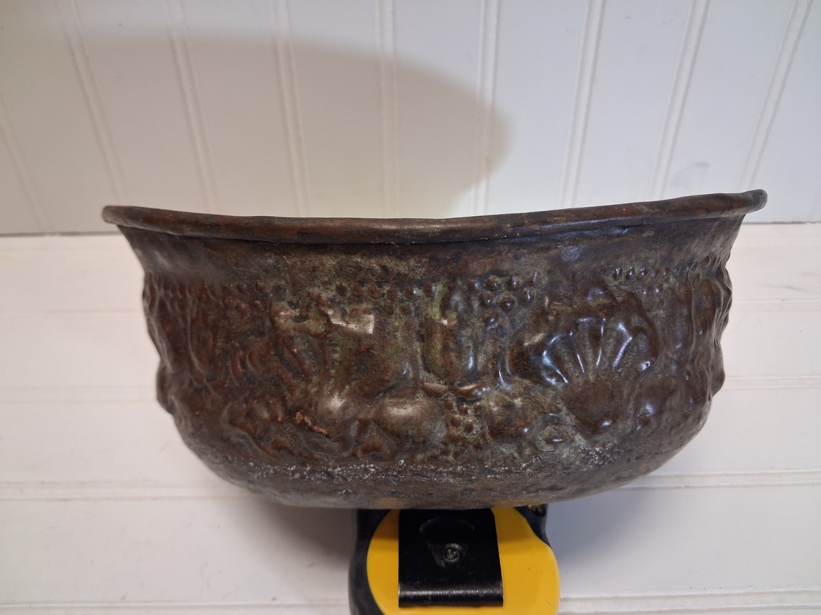 Rare Antique 18th Century Hand Hammered Dovetail Cramp Seam Copper Repousse Bowl