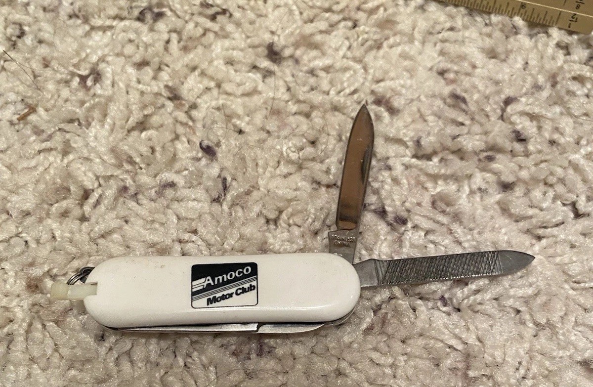VTG Amoco Motor Club White Pocket Multi Tool VTG Amoco Motor Club White Pocket Multi Tool