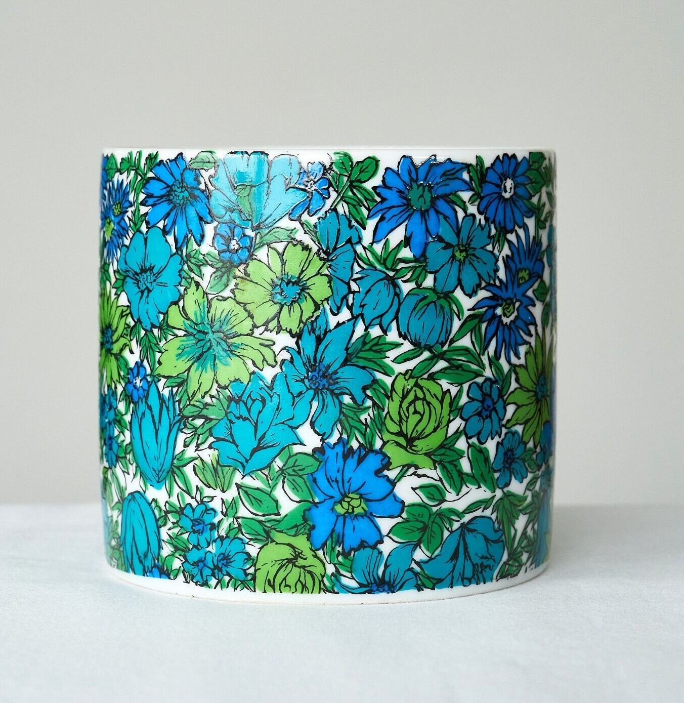 Vintage 1966 HOLT HOWARD Floral Canister Planter 4.5” Blue Green Mid Century MCM Vintage 1966 HOLT HOWARD Floral Canister Planter 4.5” Blue Green Mid Century MCM