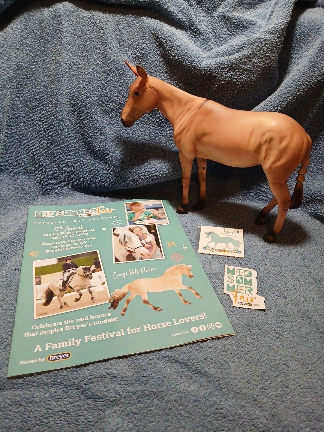 BreyerFest 2026 SR Aquavitt Bell Tail Program Magnet Seed Pack Breyer New Mule BreyerFest 2026 SR Aquavitt Bell Tail Program Magnet Seed Pack Breyer New Mule