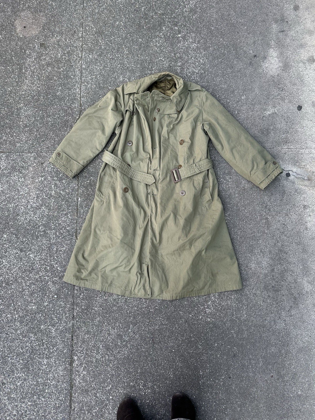 WW2 Vintage 1940’s Trench Coat with Removeable Liner Size 37 Regular Fits XL WW2 Vintage 1940’s Trench Coat with Removeable Liner Size 37 Regular Fits XL