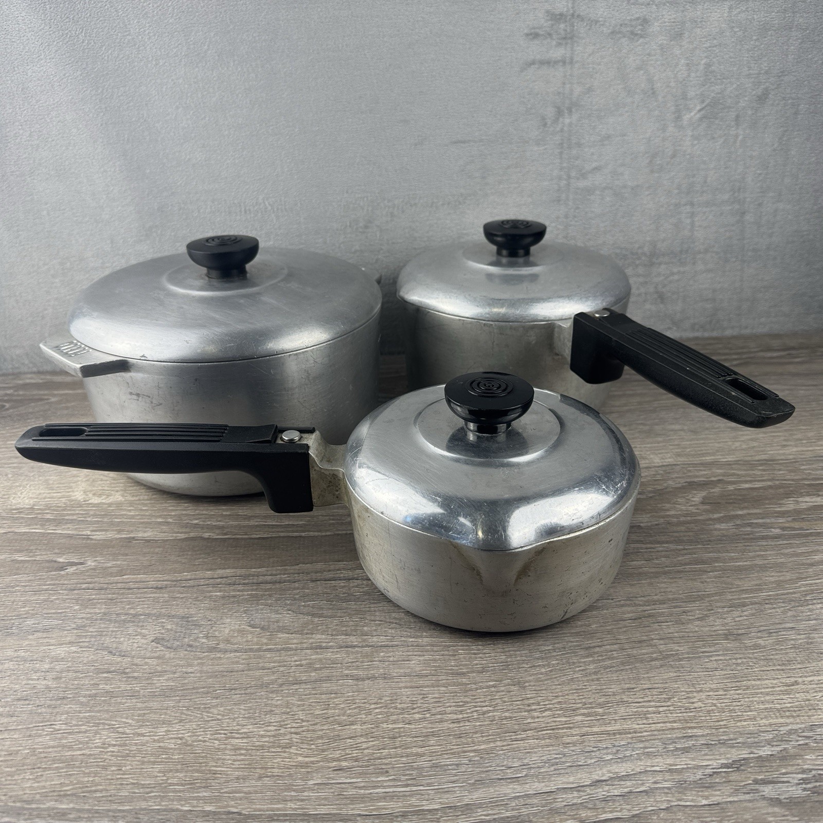 3 Lot Vintage Magnalite Classic 1, 2, 3 Qt Pot Saucepan Double Spout Dutch Oven