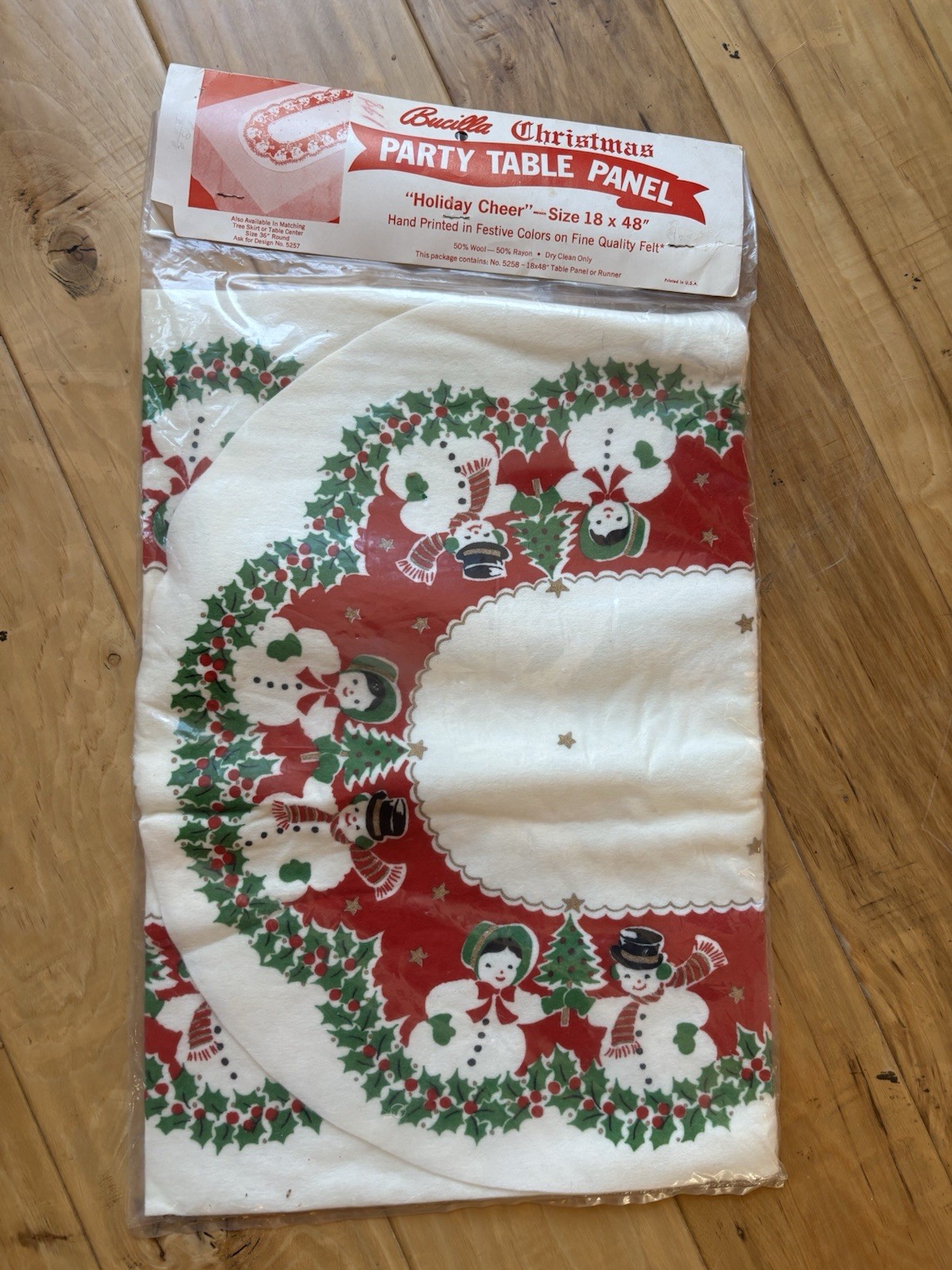 Vtg Bucilla Christmas Party Table Panel “Holiday Cheer” Snowman Felt Runner NOS Vtg Bucilla Christmas Party Table Panel “Holiday Cheer” Snowman Felt Runner NOS