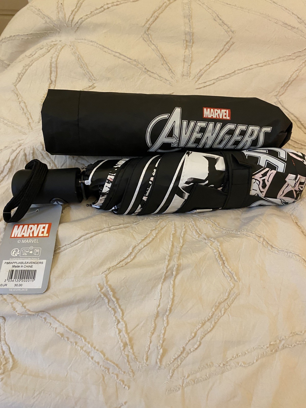 Avengers disneyland Paris umbrella Avengers disneyland Paris umbrella