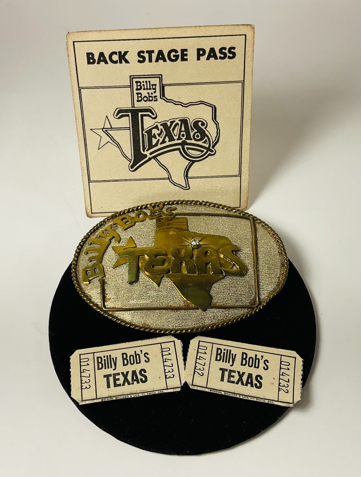 Vintage Billy Bob's Texas Belt Buckle Rhinestone Ticket Stubs Backstage Pass Lot Vintage Billy Bob's Texas Belt Buckle Rhinestone Ticket Stubs Backstage Pass Lot