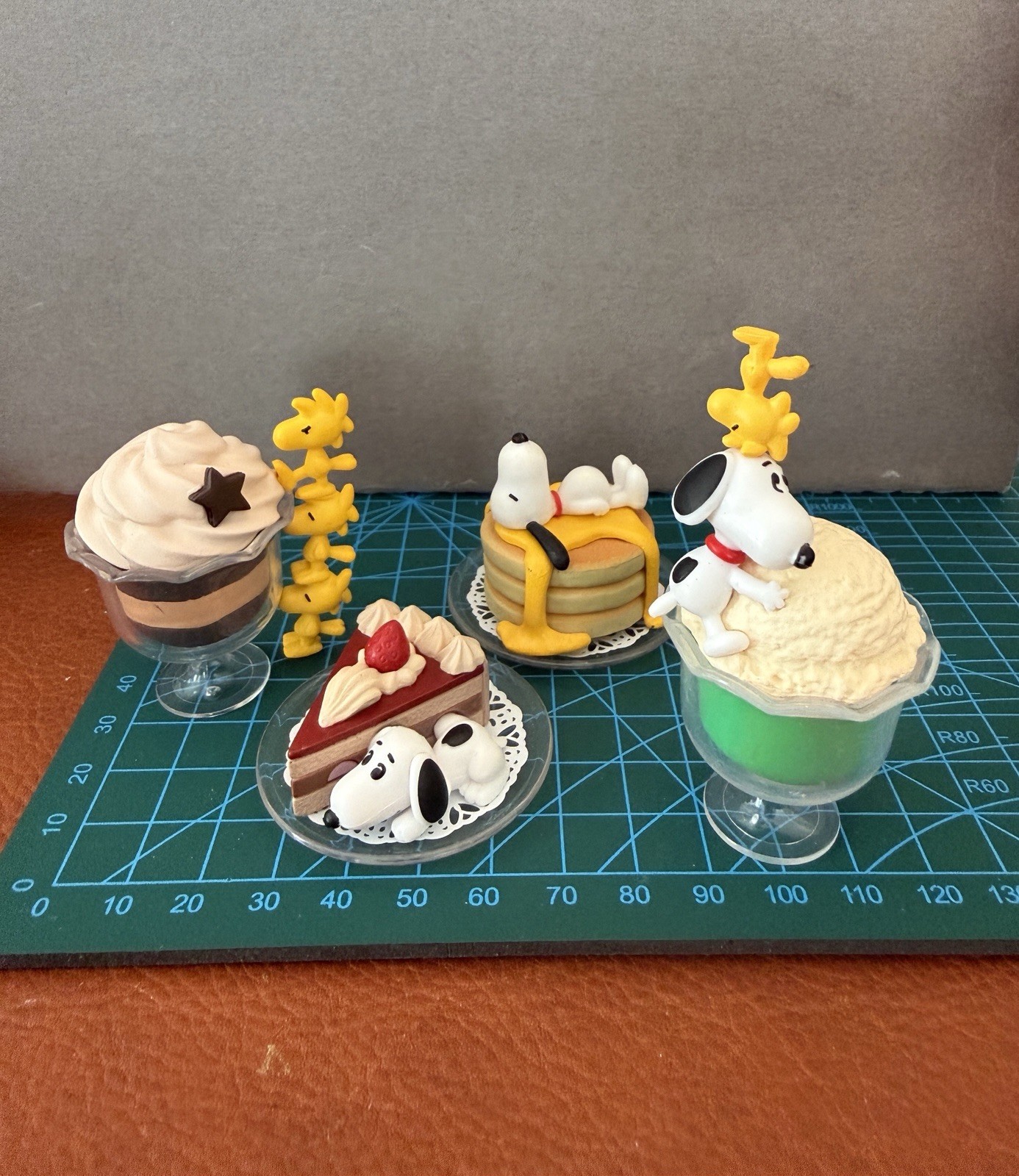 Snoopy Dessert 4 Piece Set Snoopy Dessert 4 Piece Set