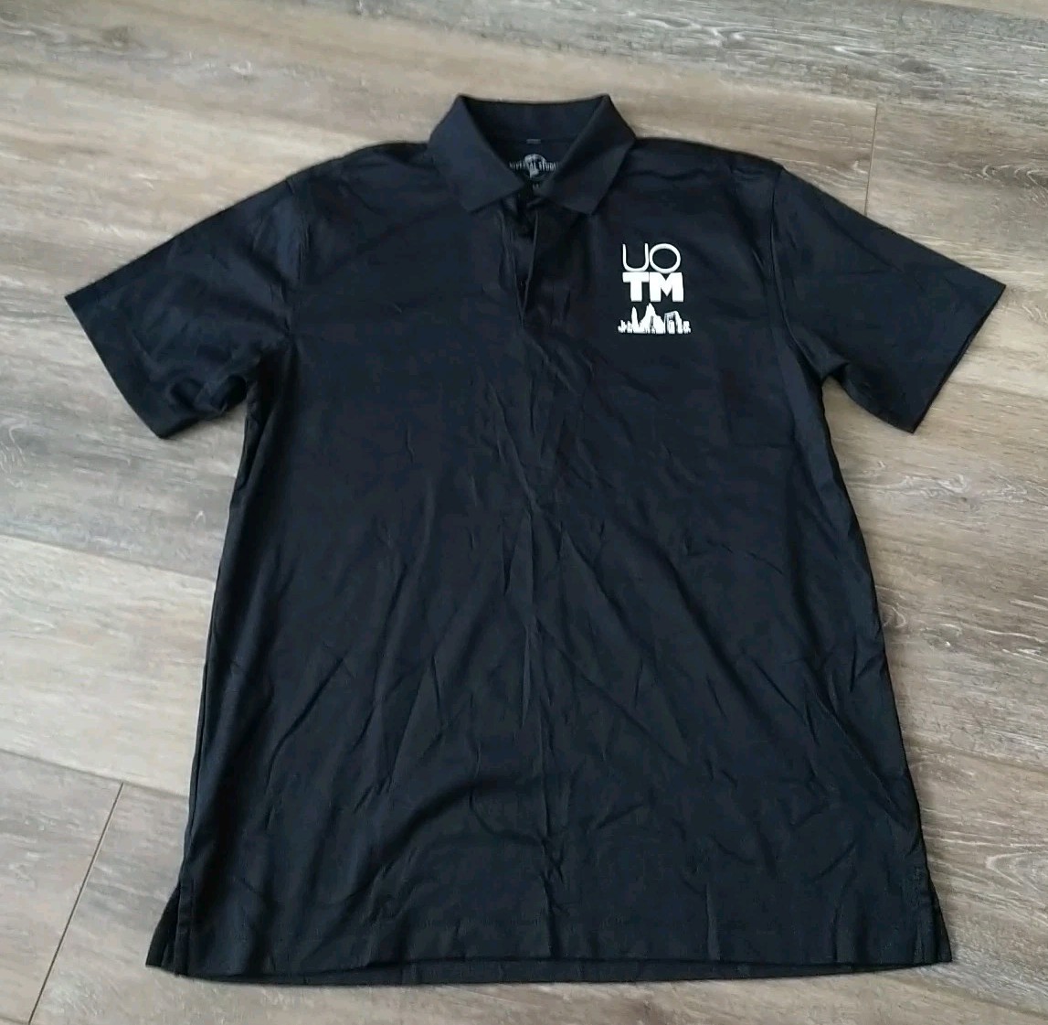 Universal Studios Orlando Team Member Employee Polo Shirt Prop Mens Medium Universal Studios Orlando Team Member Employee Polo Shirt Prop Mens Medium