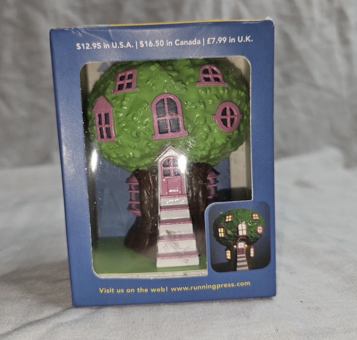 Berenstain Bears Light-Up Tree House by Running Press 2016 Miniature New/ Sealed Berenstain Bears Light-Up Tree House by Running Press 2016 Miniature New/ Sealed