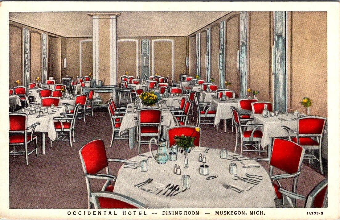 Muskegon, MI Michigan  DINING ROOM~OCCIDENTAL HOTEL ca1940\'s Linen Postcard