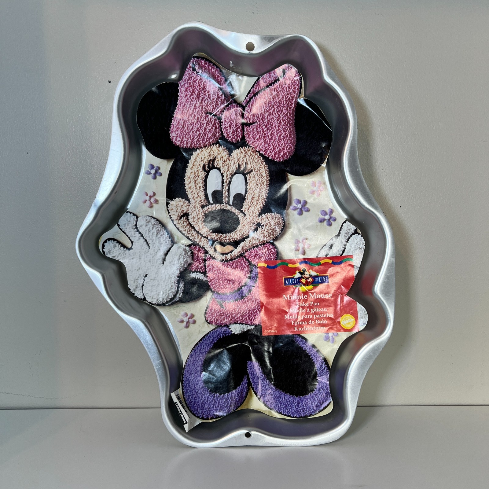 Vintage 1998 Wilton Disney Minnie Mouse Full Body Cake Pan Retired 2105-3602 Vintage 1998 Wilton Disney Minnie Mouse Full Body Cake Pan Retired 2105-3602