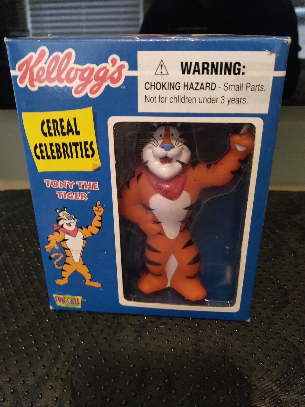 Vintage 1998 Tony the Tiger Cereal Celebrities collectible figurine NIB