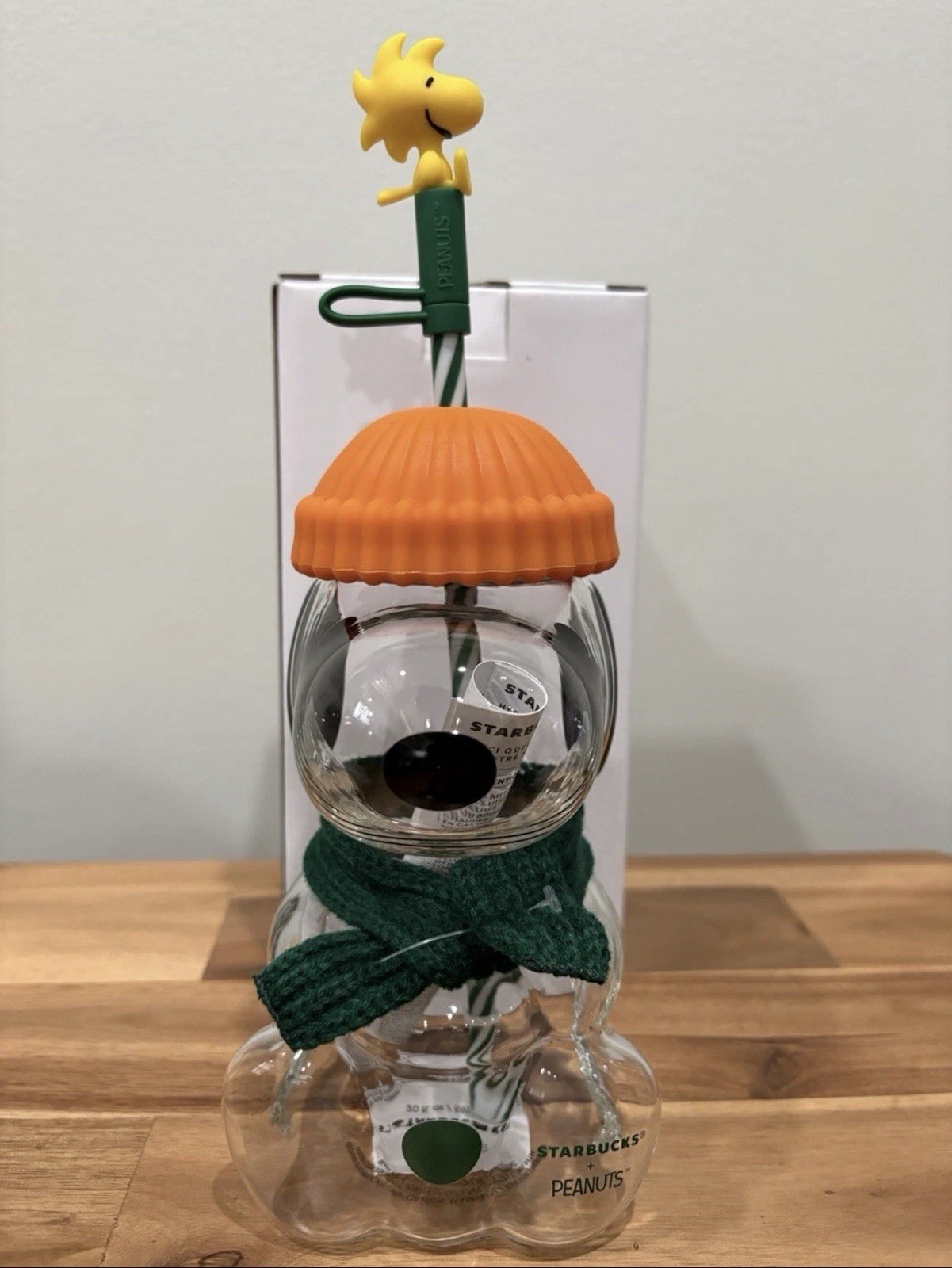 Starbucks x Peanuts Snoopy Clear Glass Cold Cup w/ Straw, Lid, Woodstock Topper Starbucks x Peanuts Snoopy Clear Glass Cold Cup w/ Straw, Lid, Woodstock Topper