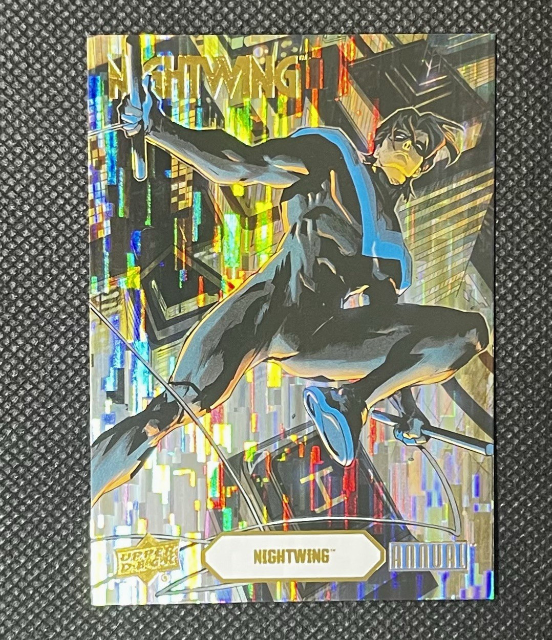 Upper Deck 2024-2025 DC Annual Retro Wave NW-25 Nightwing (Dick Grayson) 25/25 Upper Deck 2024-2025 DC Annual Retro Wave NW-25 Nightwing (Dick Grayson) 25/25