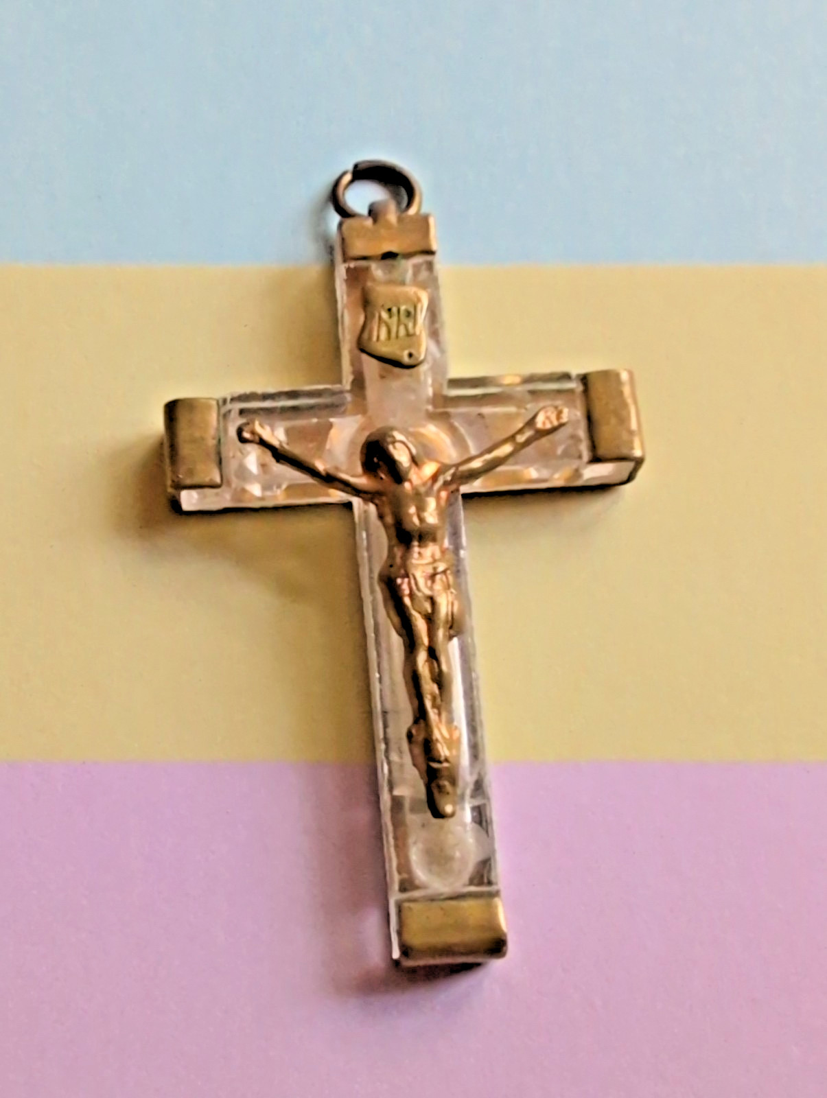 Vintage Cross Crucifix Pendant France Yellow Gold Tone Lucite INRI Lourdes 2\ Vintage Cross Crucifix Pendant France Yellow Gold Tone Lucite INRI Lourdes 2\