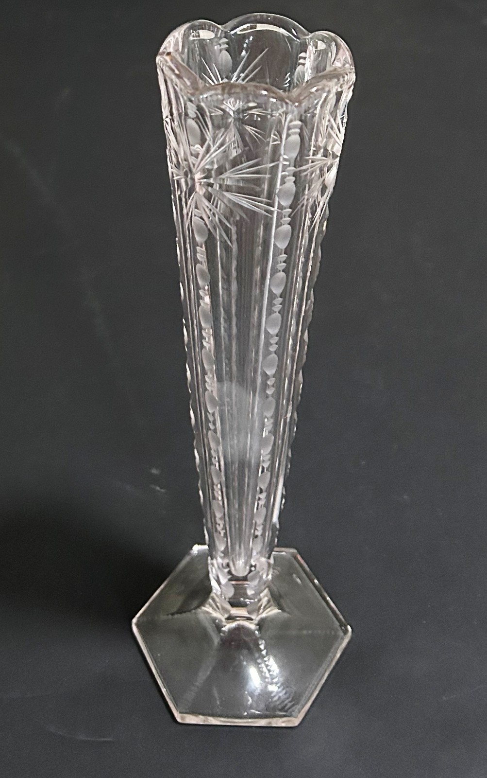 Antique Westmoreland EAPG Colonial 1700 Vase Cut Etched Amethyst Violet 11 Antique Westmoreland EAPG Colonial 1700 Vase Cut Etched Amethyst Violet 11