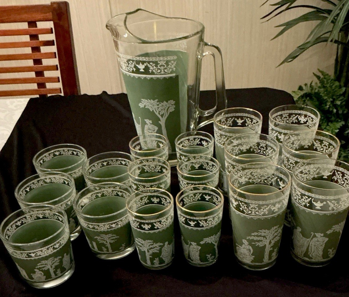 Vintage Jeannette Glass Pitcher/Set 17 Glasses Vintage Jeannette Glass Pitcher/Set 17 Glasses