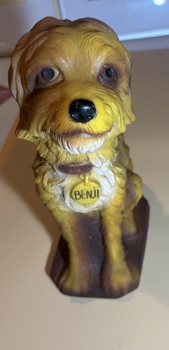 Vintage 1977 Benji Dog Piggy Bank 10” Plastic MULBERRY SQUARE PROD RELIC ART NY