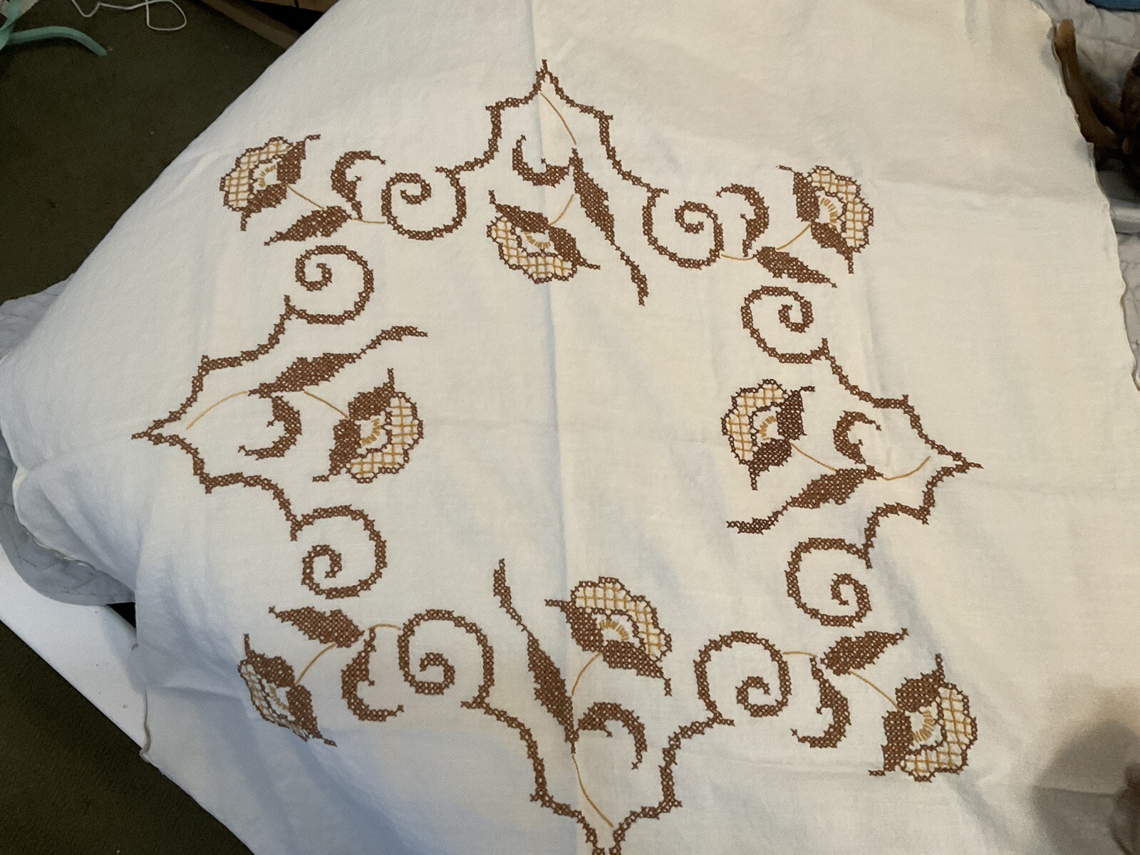 Vintage Tablecloth Hand stitched Beige And Brown Color Profile 38 X 38 